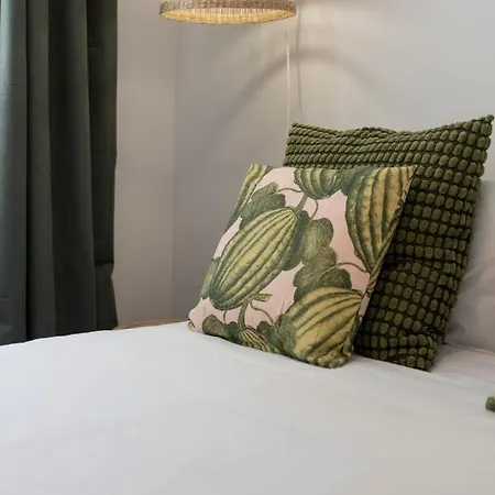 Solar Da Fontinha By An Island * Santa Cruz (Madeira)