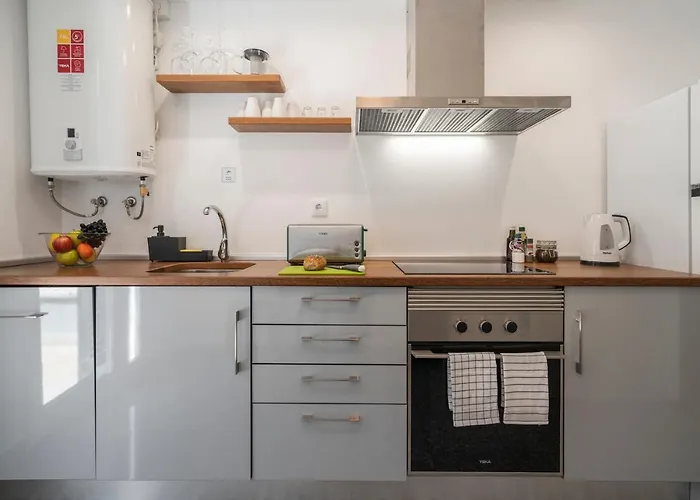 Solar Da Fontinha By An Island * Santa Cruz (Madeira)